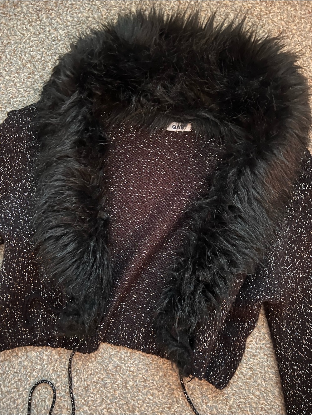 Tie sweater/bolero faux fur